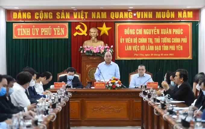 Quang cảnh buổi làm việc.