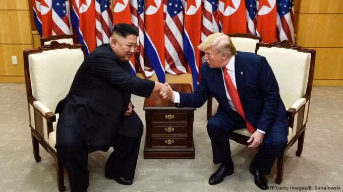 Cựu Tổng thống Mỹ Donald Trump từng đưa ra đề nghị đưa ông Kim Jong Un về Triều Tiên bằng Không lực Một - Ảnh: Getty