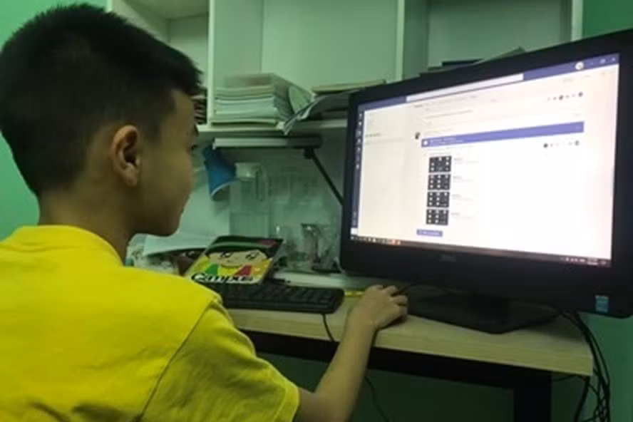Hải Phòng dừng dạy học trực tuyến với học sinh lớp 1, 2. Ảnh: TL