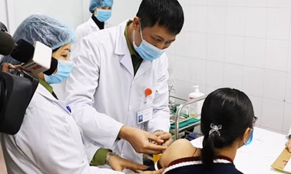Hà Nội cần 15 triệu liều vaccine để có thể tiêm 2 mũi cho những người trưởng thành từ 18 tuổi trở lên. Ảnh minh họa