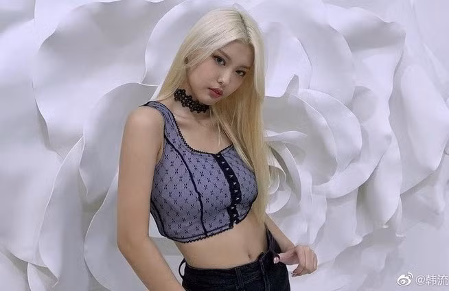 Nữ idol Kpop có màn lột xác đầy ngoạn mục, không cần dao kéo mà chỉ cần... giảm cân