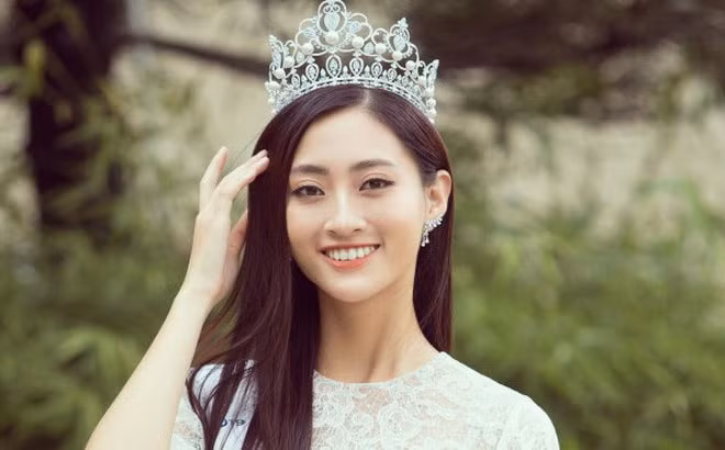 Lương Thùy Linh: 'Bố mẹ lo lắng khi tôi trở thành hoa hậu'
