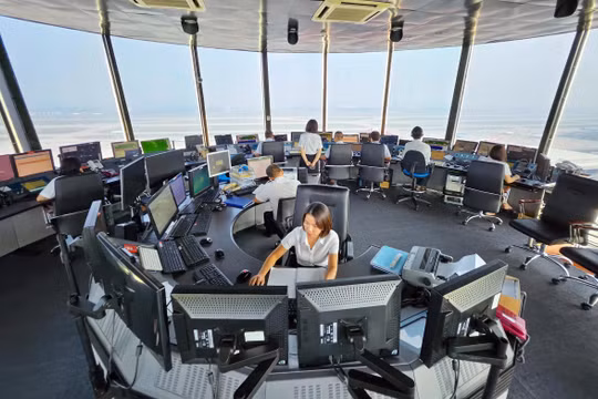 Đẩy nhanh quá trình hiện đại hóa quản lý hoạt động bay