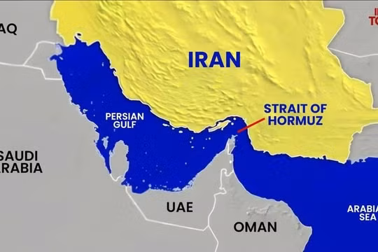 Iran tuyên bố hai tàu chở dầu vướng thủy lôi và bốc cháy ở eo biển Hormuz, phía Mỹ phủ nhận