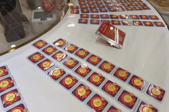 Giá vàng sáng nay 23/7/2026: Giảm sốc 4 triệu đồng/lượng