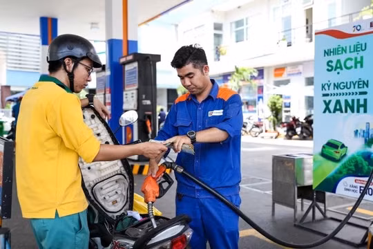 Thị trường vẫn duy trì phân phối xăng E5 RON 92