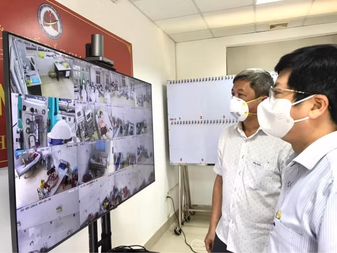 Hiện tại công tác phòng, chống dịch COVID-19 và chăm sóc người bệnh được tiến hành khẩn trương (ảnh TL)
