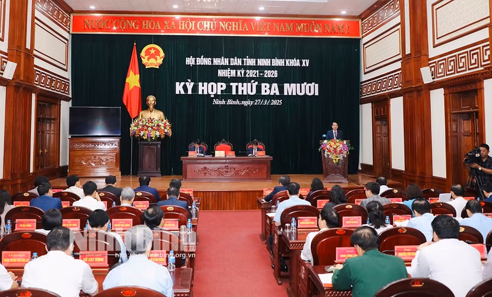 hdnd tinh ninh binh thong qua 9 du thao nghi quyet tai ky hop thu 30 hinh 1