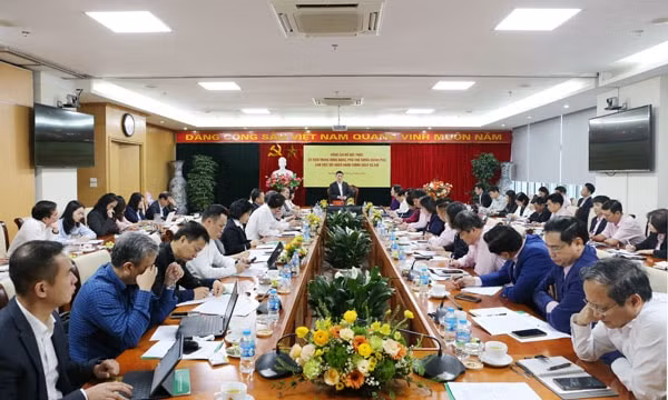 ngan hang chinh sach xa hoi sap xep lai bo may phai giu duoc mang luoi khach hang hinh 2