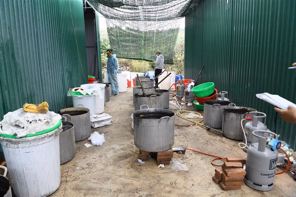 can canh xuong san xuat ma tuy tinh bang tan o nha trang hinh 3