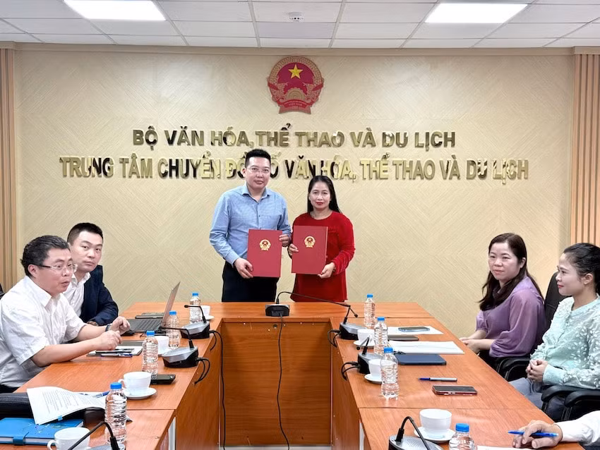 sap nhap bao dien tu to quoc vao bao van hoa hinh 1