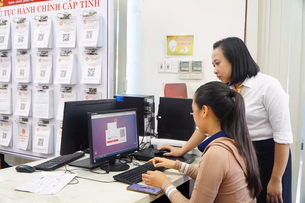 nam 2025 100 thu tuc hanh chinh lien quan den doanh nghiep duoc thuc hien truc tuyen hinh 1