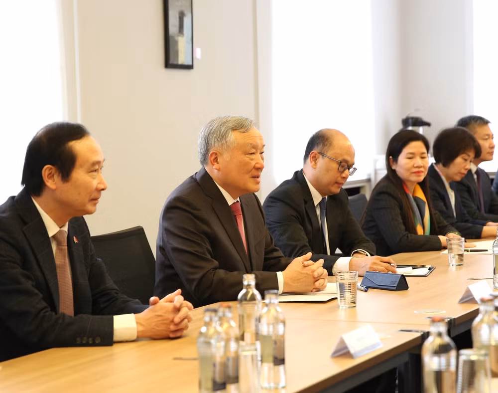 viet nam luxembourg som ky ket ban ghi nho ve hop tac xay dung trung tam tai chinh quoc te hinh 2