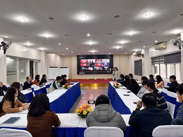 nhung dau an trong cong tac dao tao boi duong nghiep vu bao chi tai quang tri hinh 1