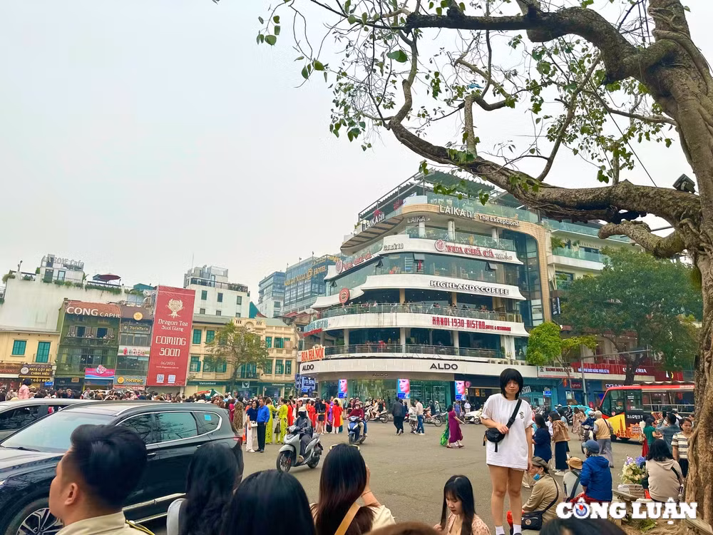 ham ca map sap thao do cam nghi cua nguoi dan va du khach ra sao hinh 1
