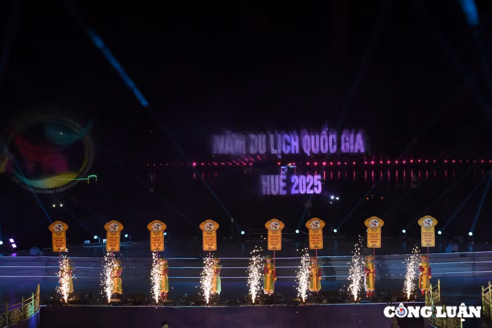 hoanh trang le khai mac nam du lich quoc gia hue 2025 hinh 5