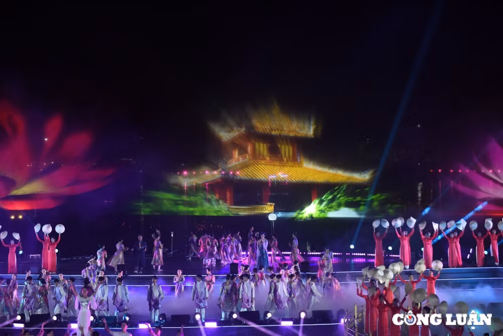 hoanh trang le khai mac nam du lich quoc gia hue 2025 hinh 4