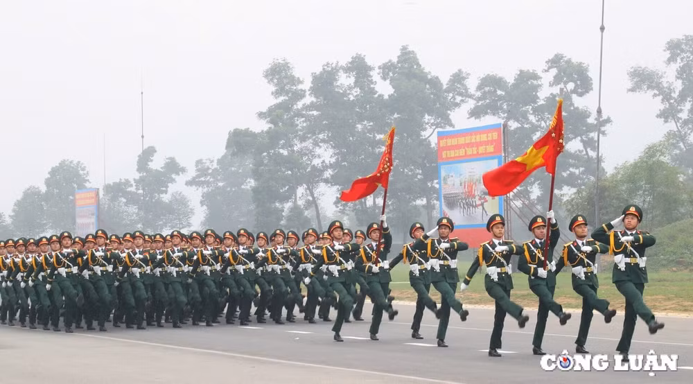 dai tuong phan van giang chu tri kiem tra hop luyen dieu binh dieu hanh hinh 4