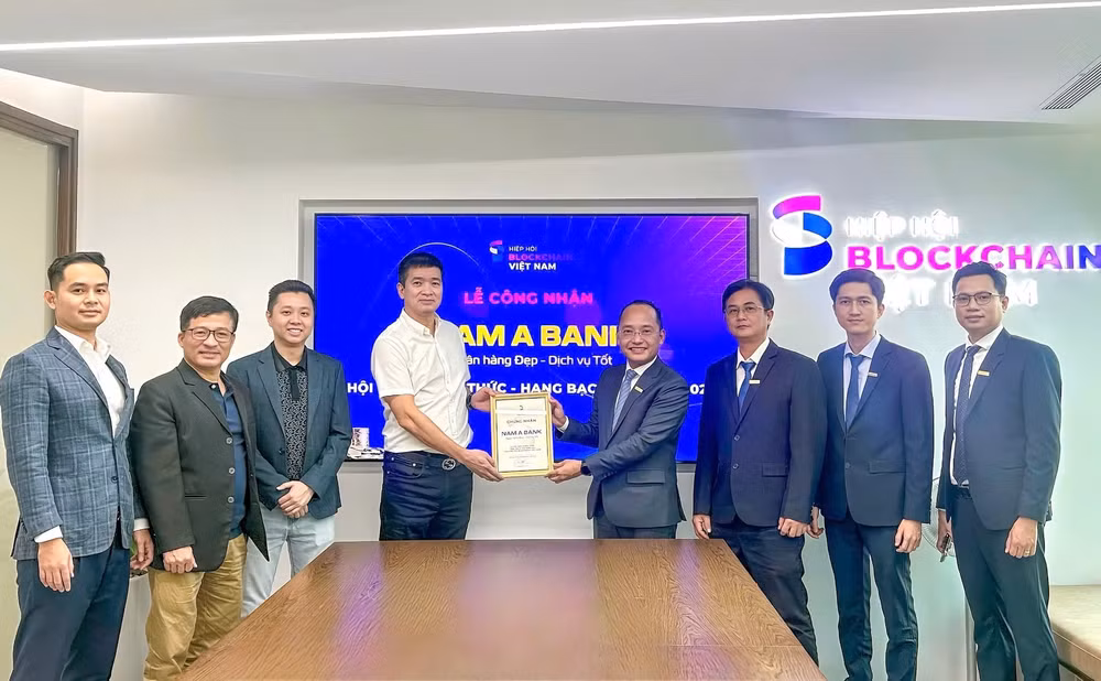 hiep hoi blockchain viet nam to chuc le cong nhan nam a bank tro thanh hoi vien hang bach kim hinh 1