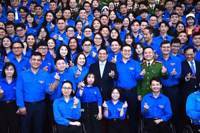 tuoi tre hay giu tam trong tri sang hoai bao lon nghi sau lam lon nhin xa trong rong hinh 6
