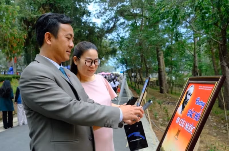ra mat khong gian 50 nam da lat vuon minh phat trien hinh 1