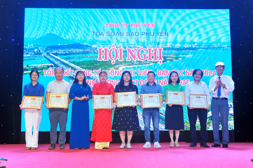 bao phu yen tri an cong tac vien ban doc nam 2024 hinh 1
