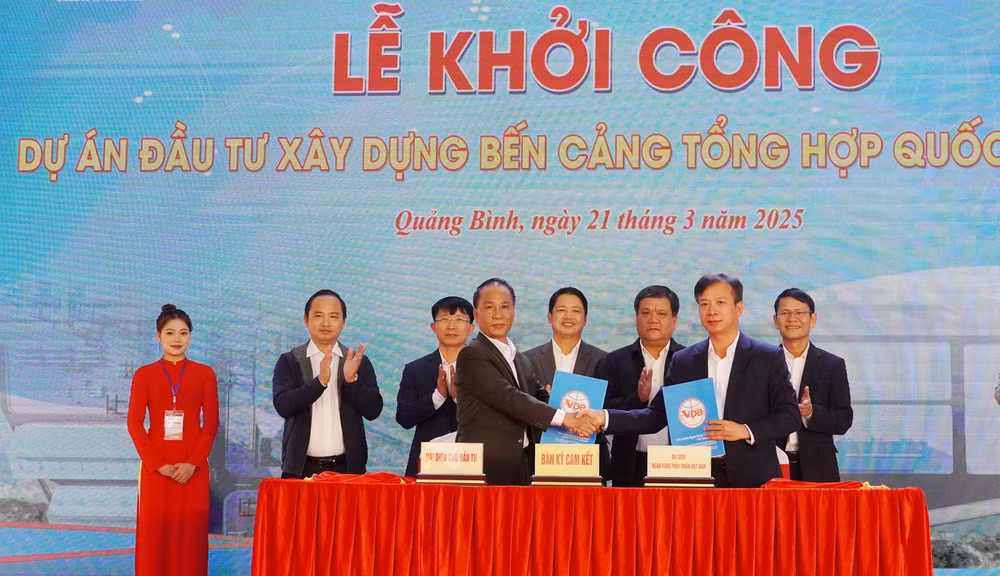 khoi cong giai doan i du an ben cang tong hop quoc te hon la hinh 3