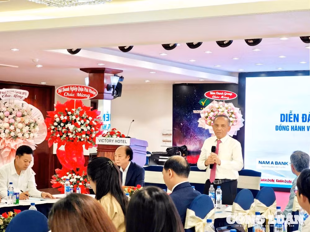 Chủ tịch Hiệp hội Bất động sản TP HCM Lê Hoàng Châu phát biểu tại diễn đàn