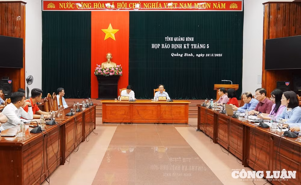 images814260_quang_ca_nh_ho_p_ba_o1.jpg