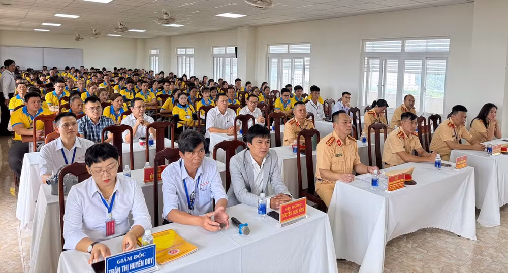 Sát hạch lái xe