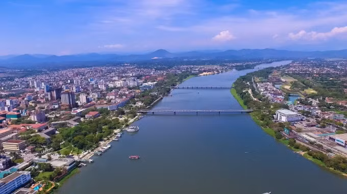 Đôi bờ Sông Hương