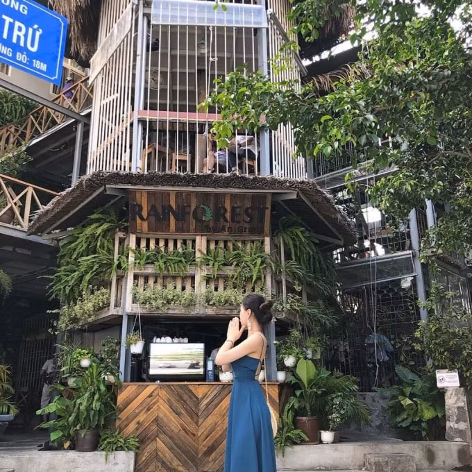 Quán cà phê “rừng nhiệt đới” - Rainforest xanh rì giữa lòng Nha Trang hứa hẹn cho bạn ngàn bức hình đẹp ngay cả ngày mưa