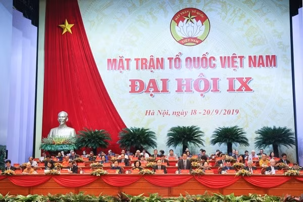 Đoàn Chủ tịch Đại hội đại biểu toàn quốc MTTQ Việt Nam lần thứ IX, nhiệm kỳ 2019 - 2024. Ảnh: ĐĐK