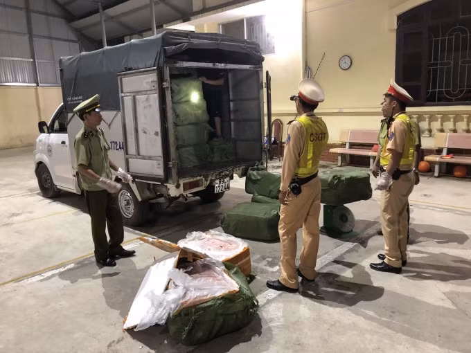Tang vật là nầm lợn nhập lậu bị cơ quan chức năng bắt giữ. Ảnh: Cục Quản lý thị trường Lạng Sơn