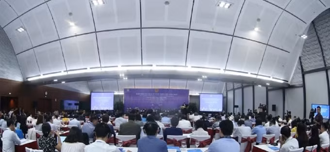 Toàn cảnh Diễn đàn thường niên về Cải cách và Phát triển lần thứ Hai năm 2019 (VRDF 2019). Ảnh: Hồng Hạnh