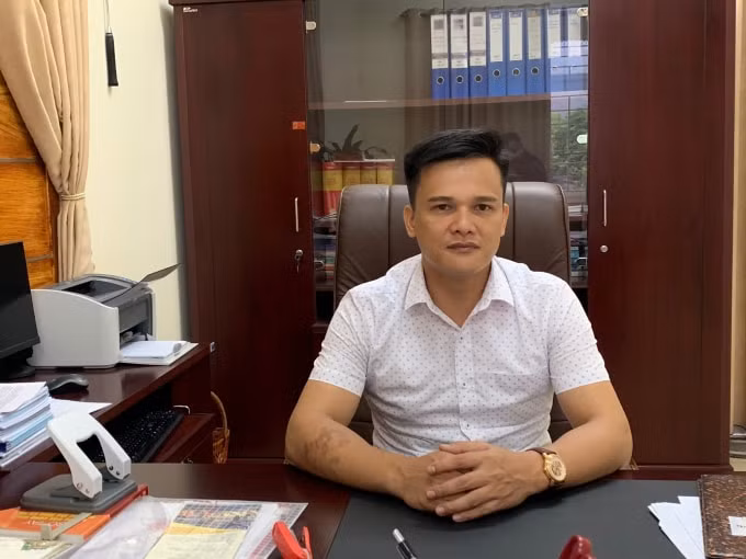Ông Nguyễn Văn Hòa - Phó Giám đốc Sở Văn hóa, Thể thao và Du lịch tỉnh Tuyên Quang trao đổi với PV thông tin về Lễ hội Thành Tuyên 2019. Ảnh: Thủy Tiên