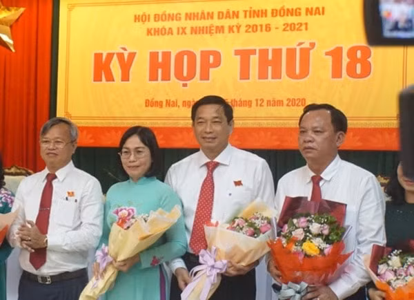 3 Phó Chủ tịch UBND tỉnh Đồng Nai: ông Võ Tấn Đức, ông Võ Văn Phi và bà Nguyễn Thị Hoàng (từ phải qua). Ảnh: TTO