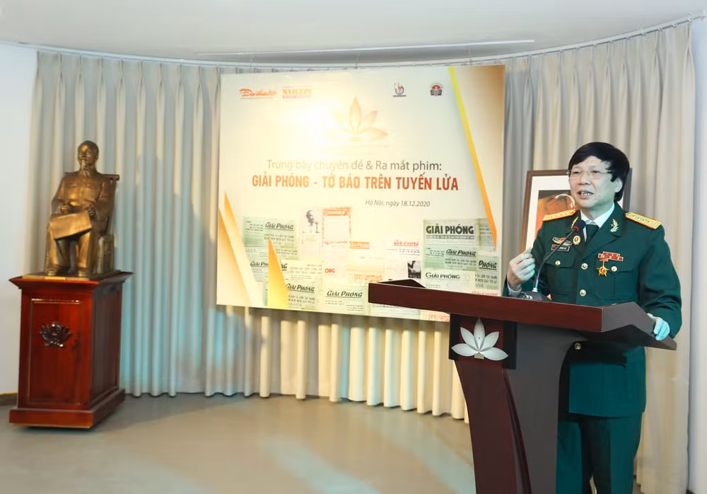 Phó Chủ tịch Thường trực HNBVN Hồ Quang Lợi phát biểu tại buổi lễ. Ảnh: Sơn Hải