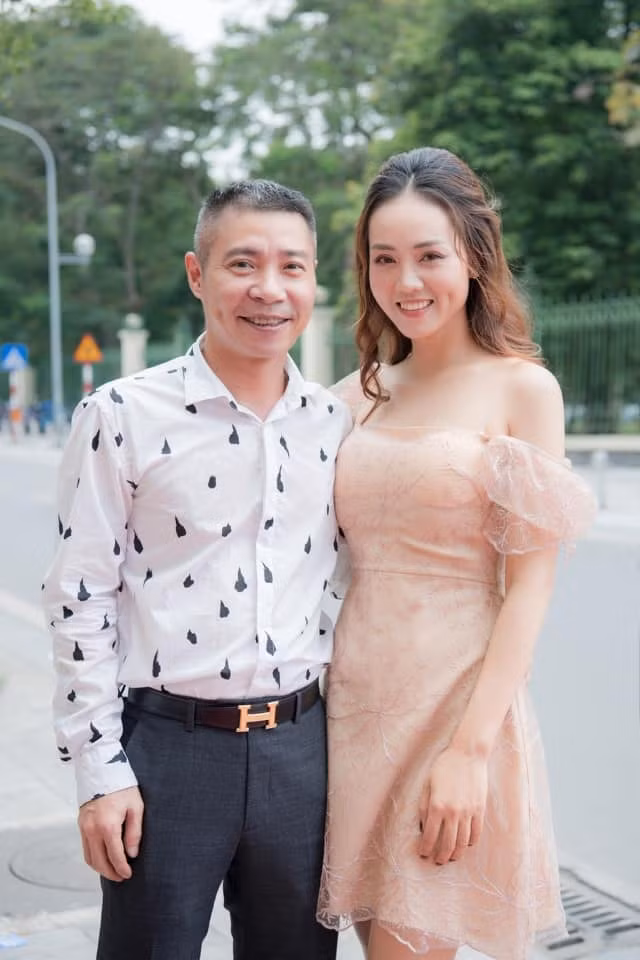 NSND Công Lý và bạn gái Ngọc Hà