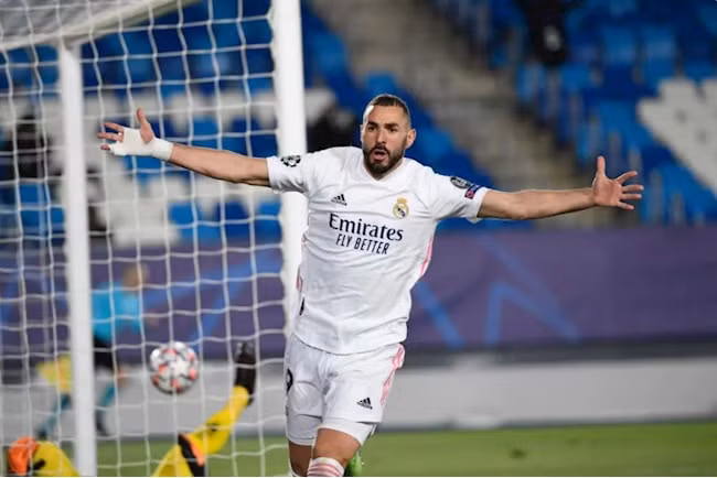 Cầu thủ Benzema lập cú đúp theo cùng một kịch bản. Ảnh: internet