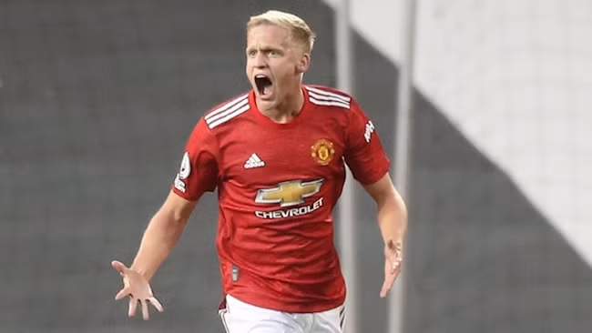 Cầu thủ Van de Beek liên tiếp phải ngồi dự bị ở MU. Ảnh: internet