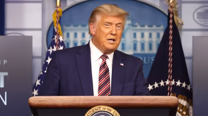 Tổng thống Trump được cho sẽ ra lệnh ân xá cho rất nhiều người trong ngày hôm nay (19/12) - Ảnh: Getty