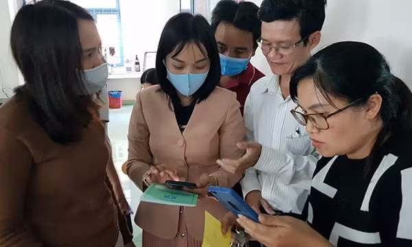 Hướng dẫn NLĐ Công ty Cao su Kom Tum cài đặt và sử dụng VssID