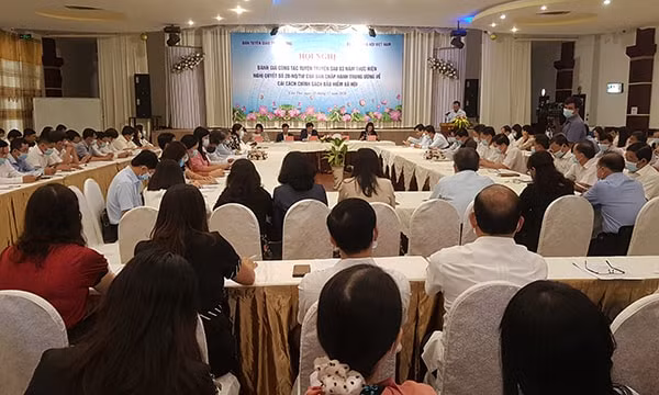 Toàn cảnh hội nghị