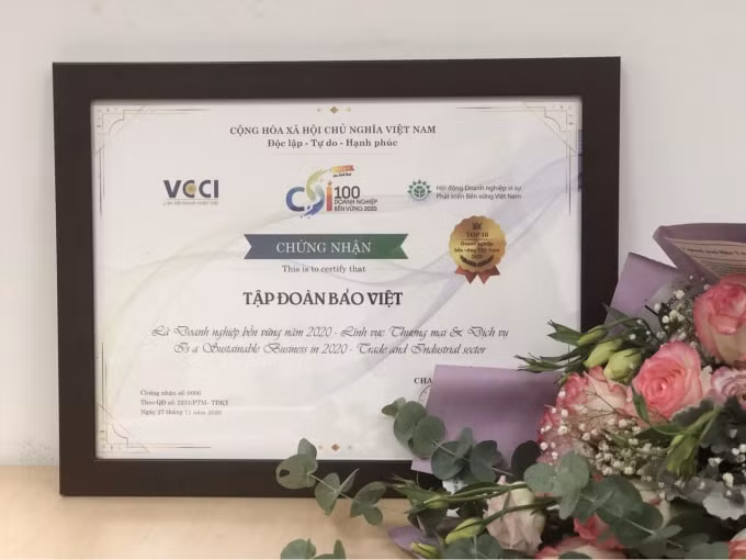 Tập đoàn Bảo Việt 5 năm liên tiếp được vinh danh trong Top10 Doanh nghiệp bền vững Việt Nam.