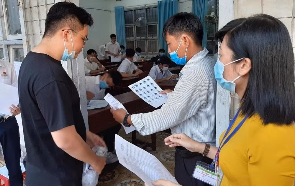 Hình ảnh thí sinh Cà Mau trong Kỳ thi tốt nghiệp THPT. Ảnh: internet.