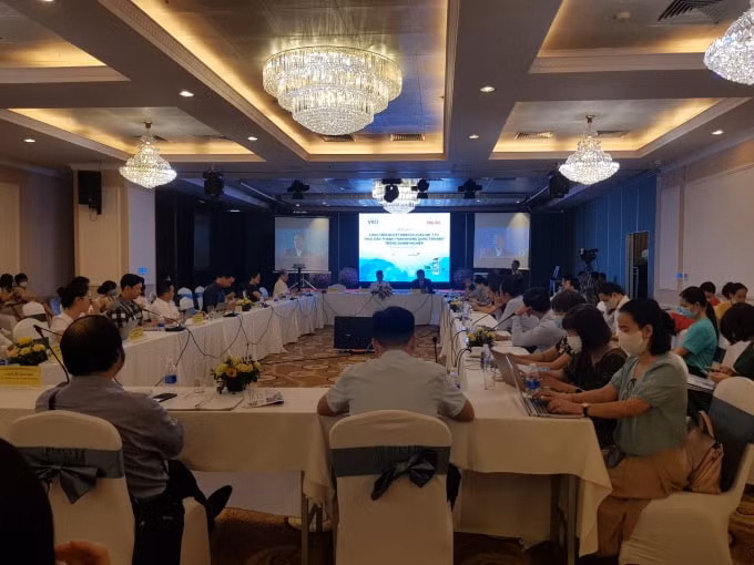 Toàn cảnh Diễn đàn Thực hiện Quyết định số 2545/QĐ-TTg-Thúc đẩy thanh toán không dùng tiền mặt trong doanh nghiệp. Ảnh: Ngọc An
