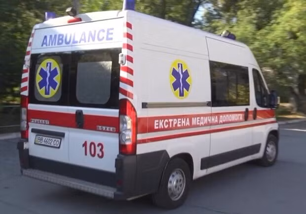 Các xe cứu thương tại thành phố Kharkov (Ukraina) được trang bị máy thở VFS-510 do Vingroup sản xuất.