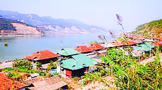 Thị xã Mường Lay hôm nay. ảnh: TL