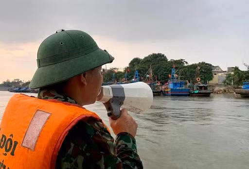 Nam Định ứng trực thường xuyên tại gần 100 bến đò ngang trong mùa mưa bão. Ảnh: TL.